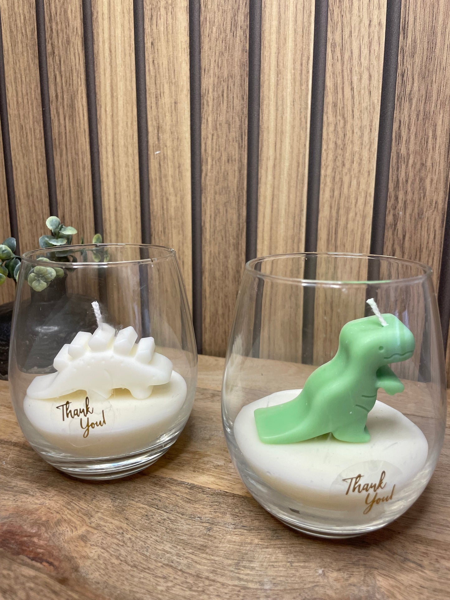 Décoration bougie parfumée en verre personnalisable dinosaure pour évènements et cérémonies