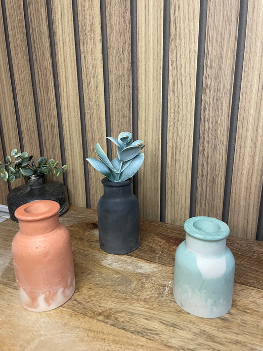 Vase. Petits vases. Déco. Décoration à personnaliser. Fleurs. Maison. Objets déco. Pot. Poudre de moulage écologique. Fait main. Artisanat Français.