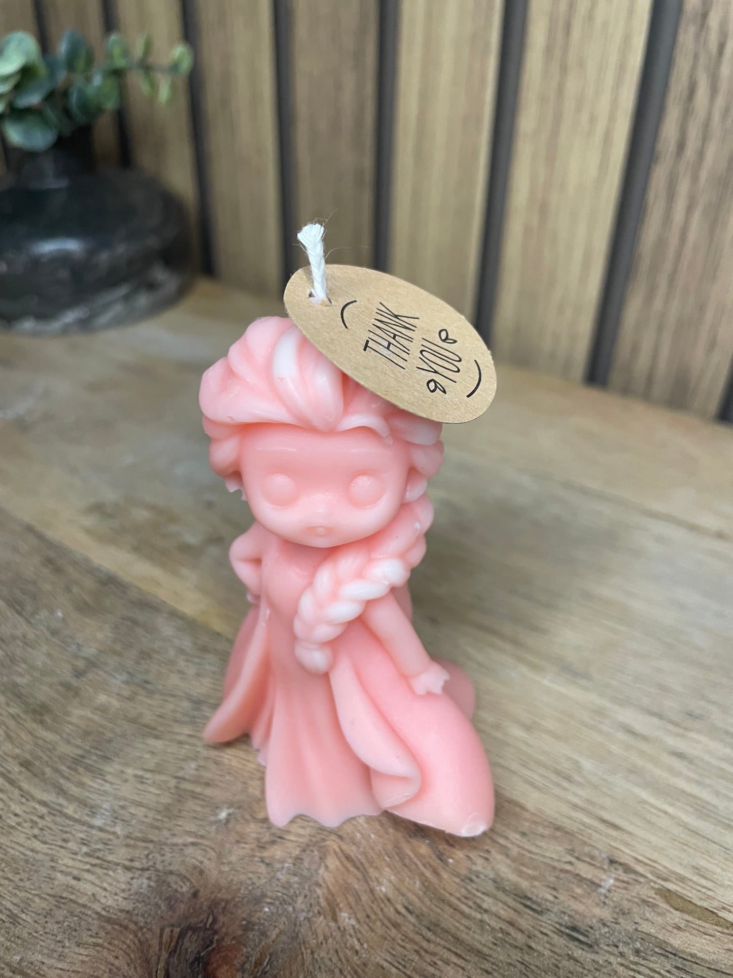 Décoration bougie parfumée la reine des neiges personnalisable. Cire végétal et fragrances de Grasse. Bougie artisanale. Cadeaux pour événements et cérémonies