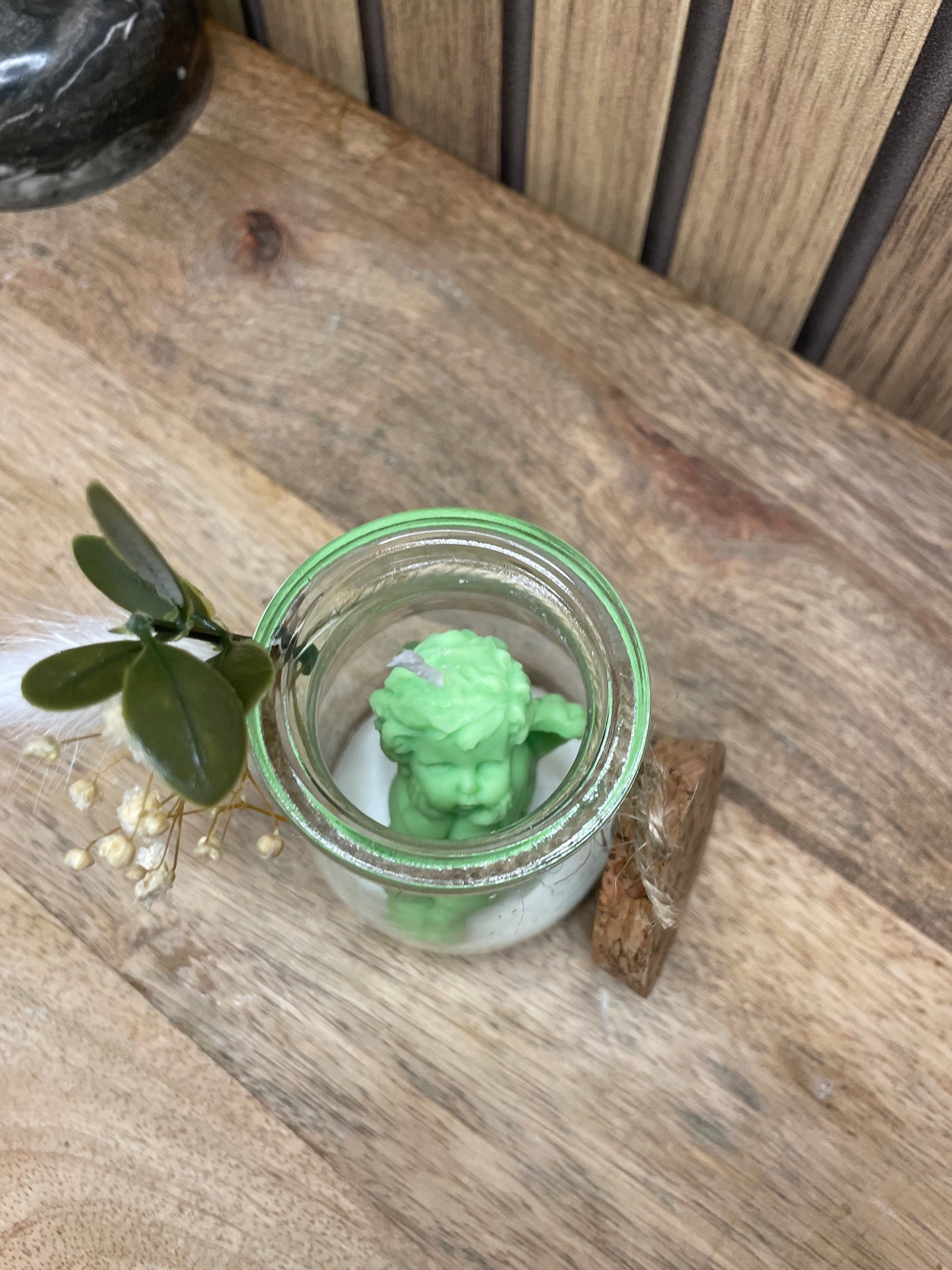 Décoration bougie parfumée ange et fleurs séchées personnalisable. Cire végétal et fragrances de Grasse. Bougie artisanale. Cadeaux pour événements et cérémonies
