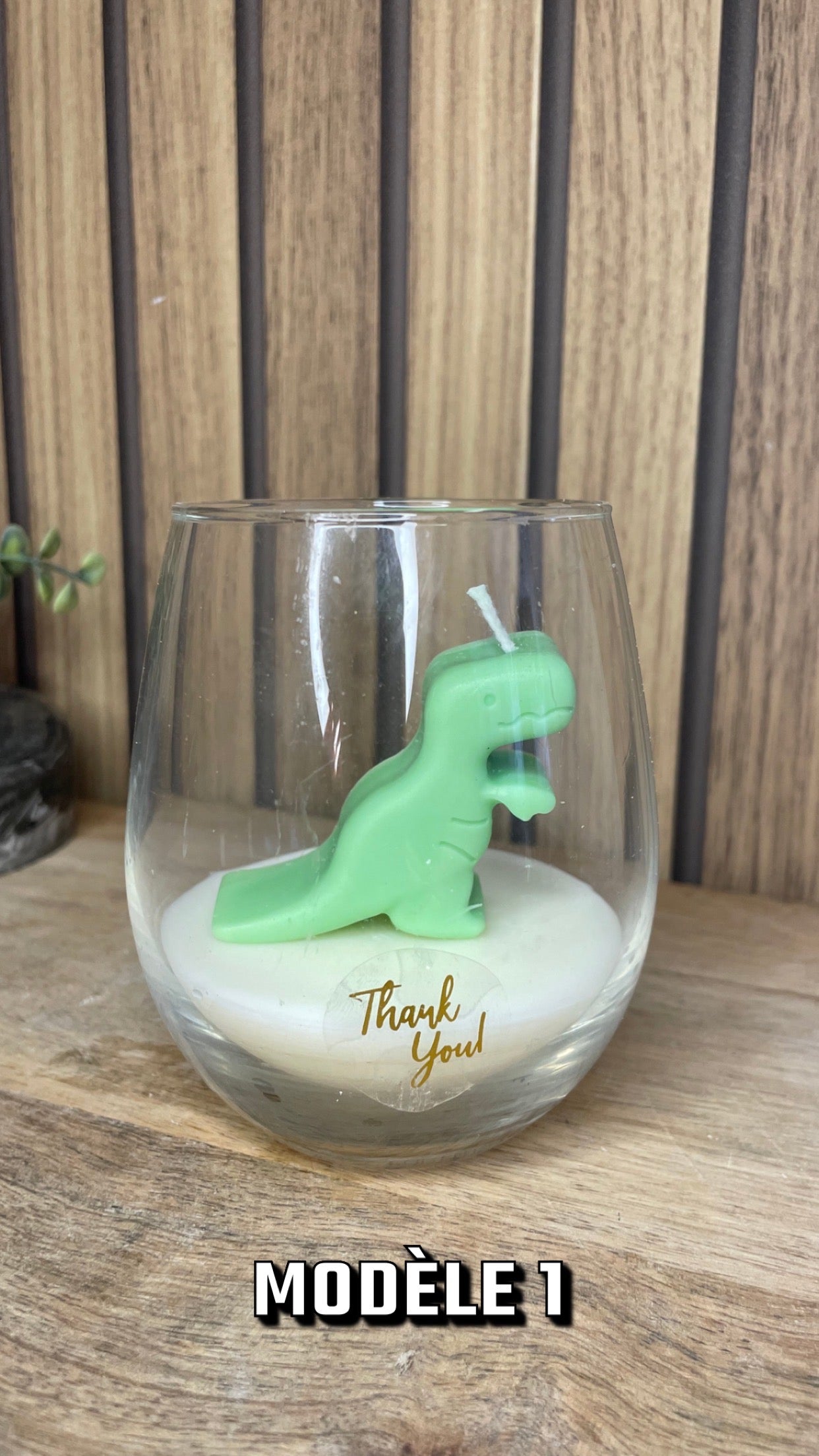 Décoration bougie parfumée en verre personnalisable dinosaure pour évènements et cérémonies