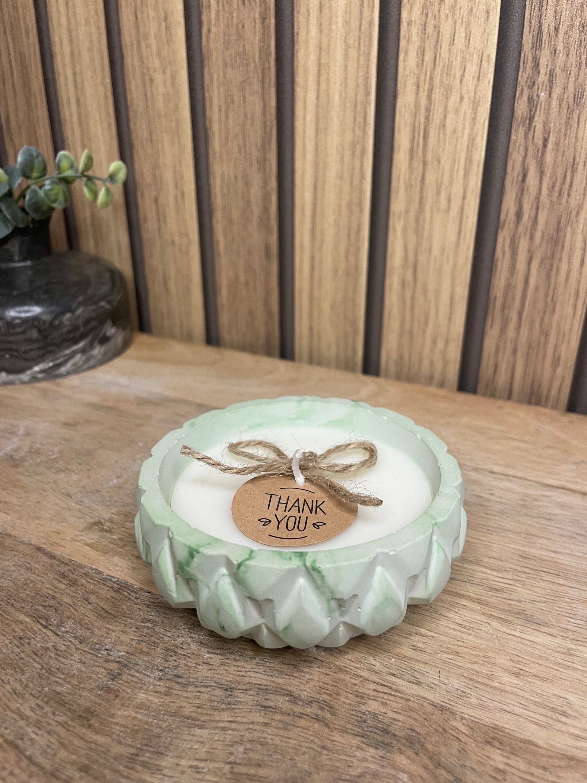Décoration bougie parfumée avec fleurs séchées personnalisable. Cire végétal et fragrances de Grasse. Bougie artisanale. Cadeaux pour événements et cérémonies