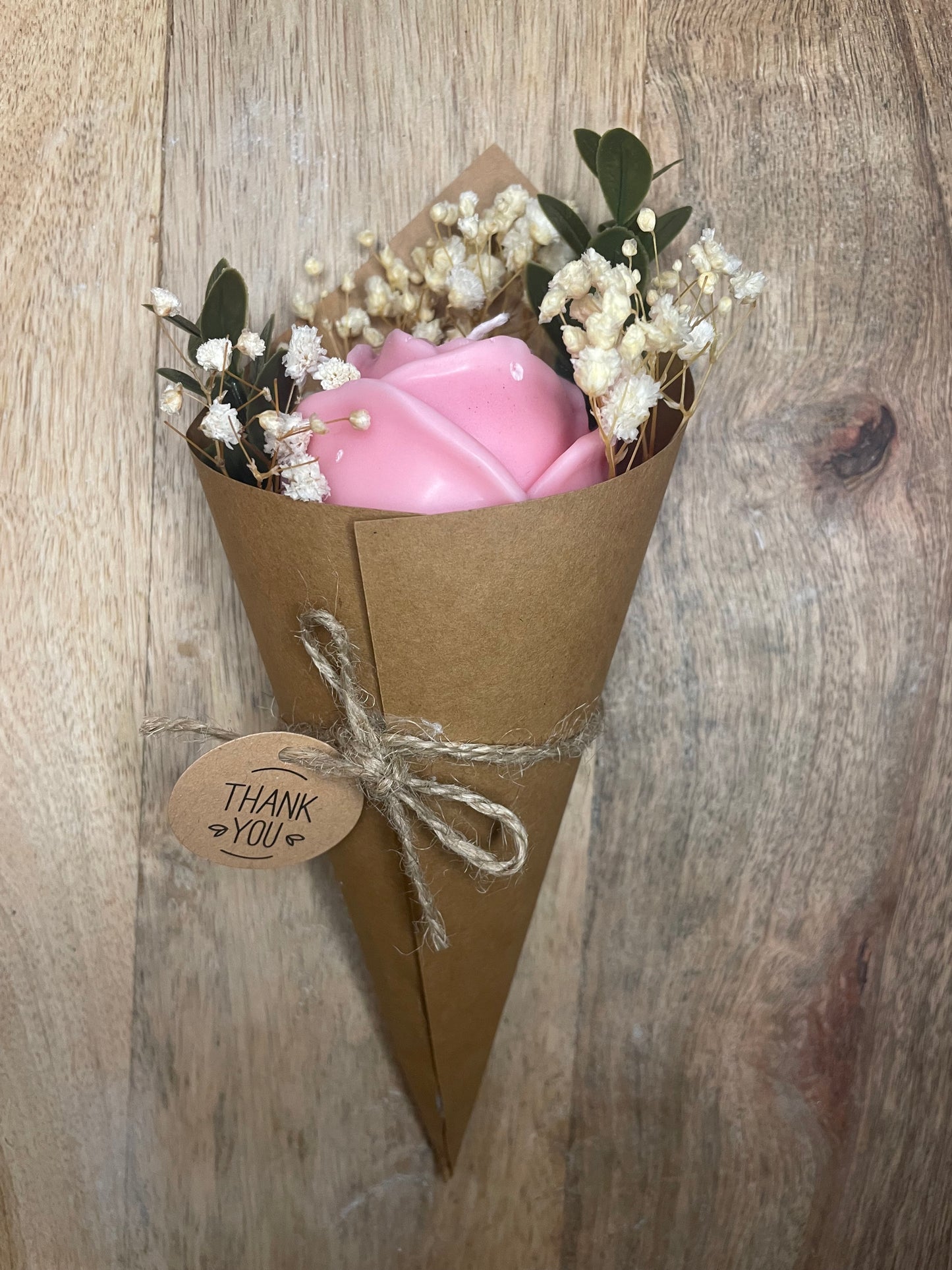Cadeaux cérémonies et événements bouquet fleurs bougie rose et fleurs séchées