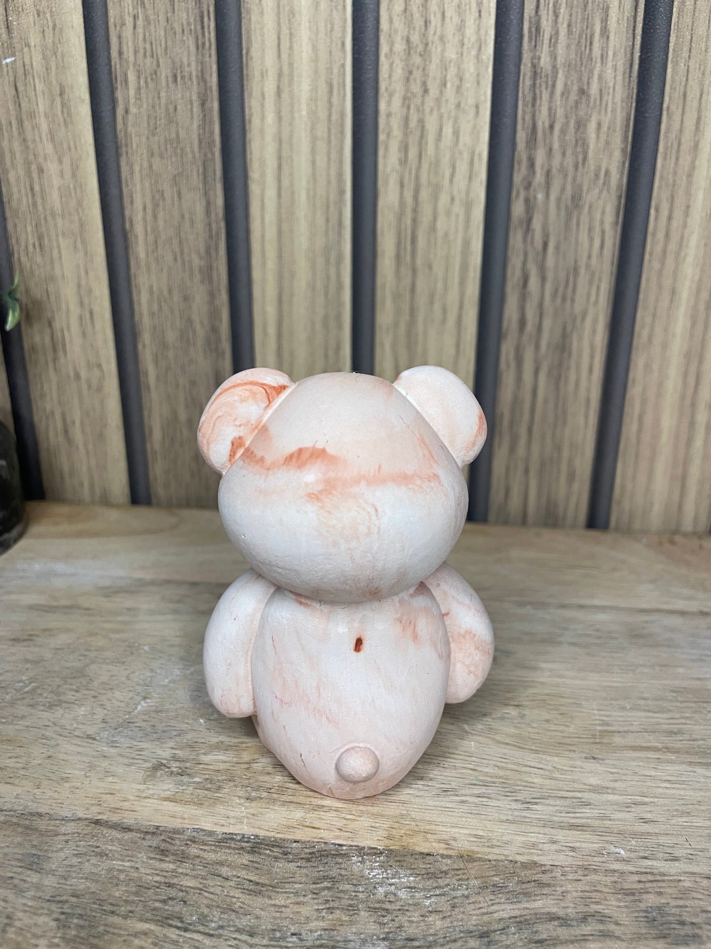 Figurine nounours. Ourson. Déco. A personnaliser. A offrir. Décoration. Chambre d’enfant. Figurines. Poudre de moulage écologique. Fait main. Artisanat Français.