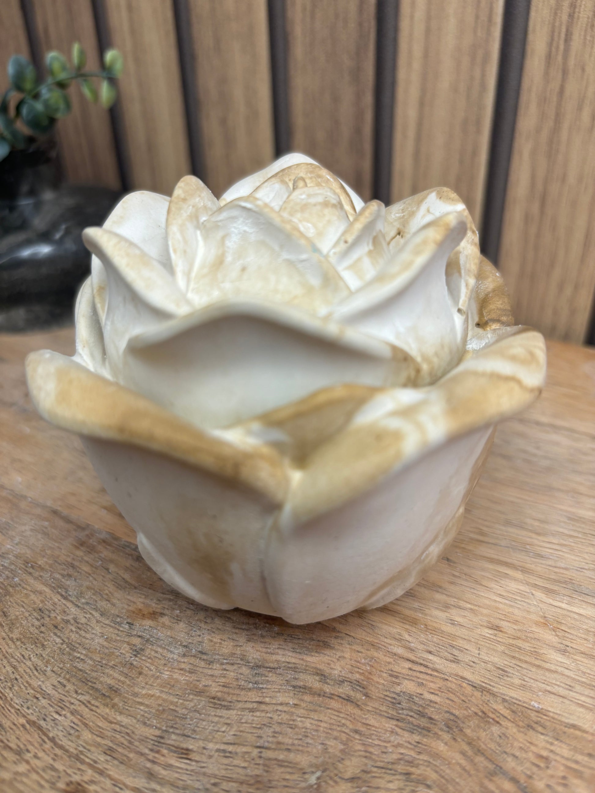 Objet déco. Boîte à bijoux. Bougie parfumée. Déco. Décoration d’intérieur. Parfum d’intérieur. Artisan Français. Artisanat. Fait main. Idée cadeau. Noël. Effet marbre.
