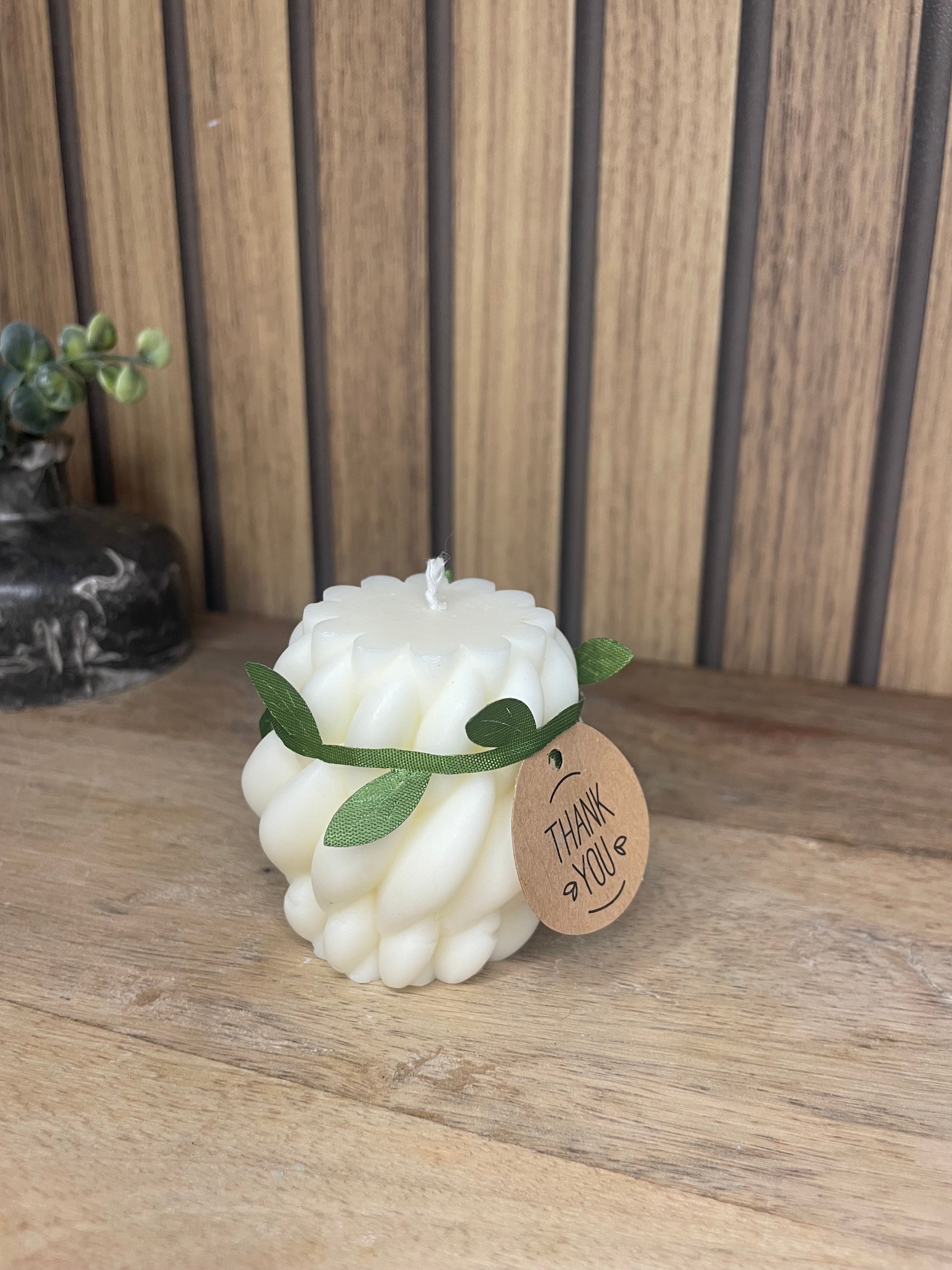 Décoration bougie parfumée et fleurs séchées personnalisable. Cire végétal et fragrances de Grasse. Bougie artisanale. Cadeaux pour événements et cérémonies 
