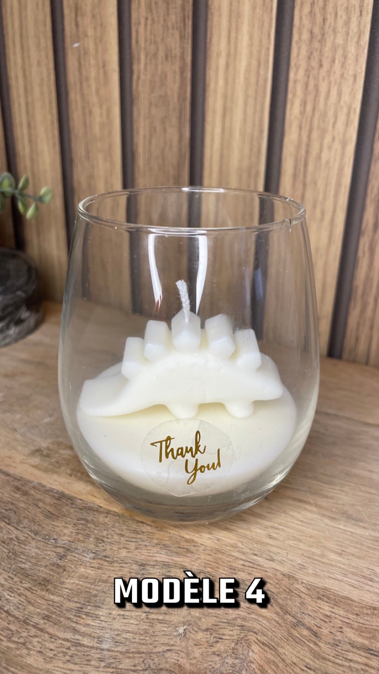 Décoration bougie parfumée en verre personnalisable dinosaure pour évènements et cérémonies 