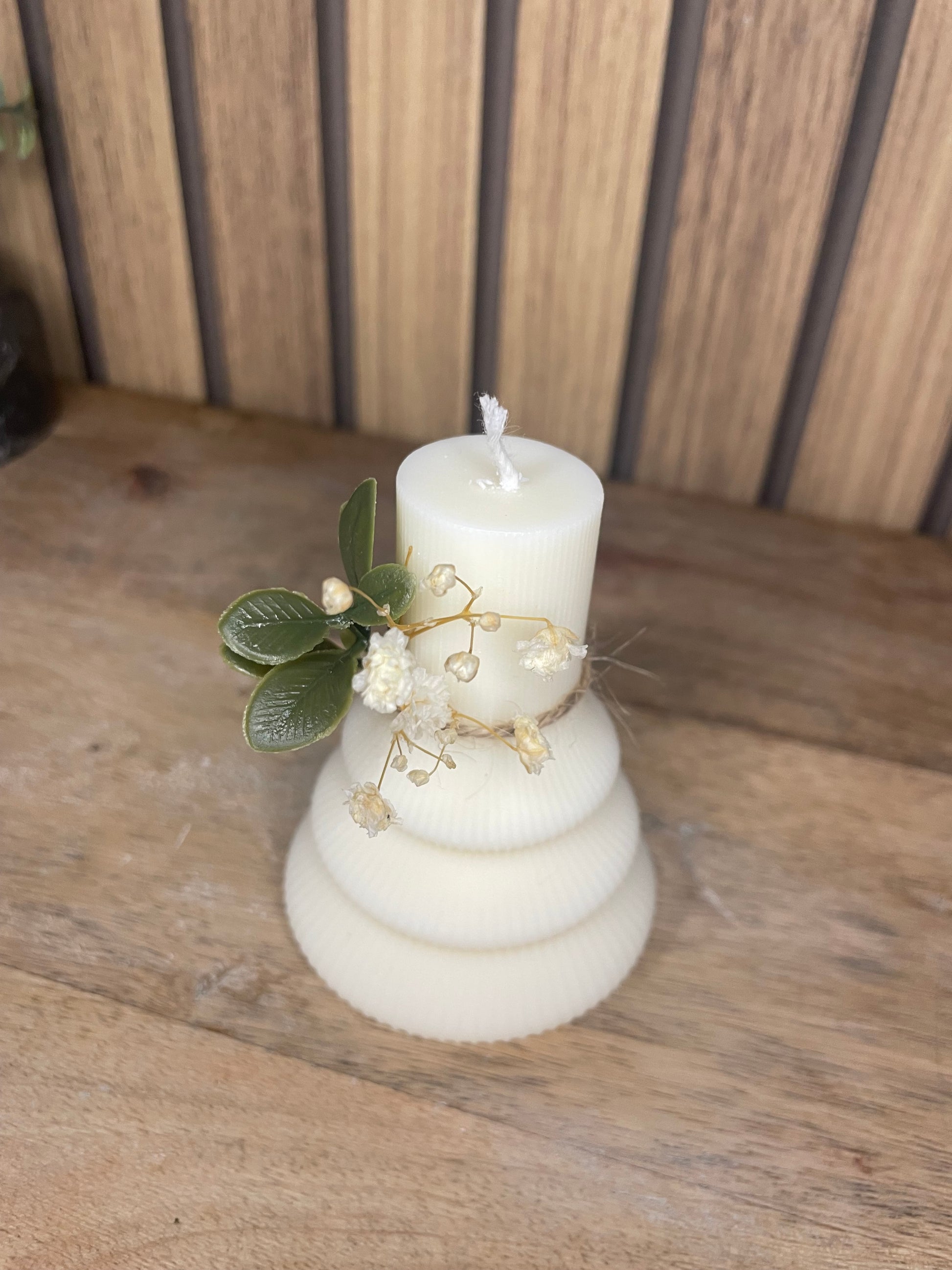 Décoration bougie parfumée avec des fleurs séchées personnalisable. Cire végétal et fragrances de Grasse. Bougie artisanale. Cadeaux pour événements et cérémonies 