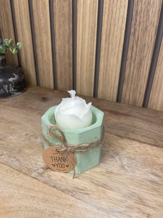 Décoration bougie parfumée rose personnalisable pour cadeaux événements et cérémonies 