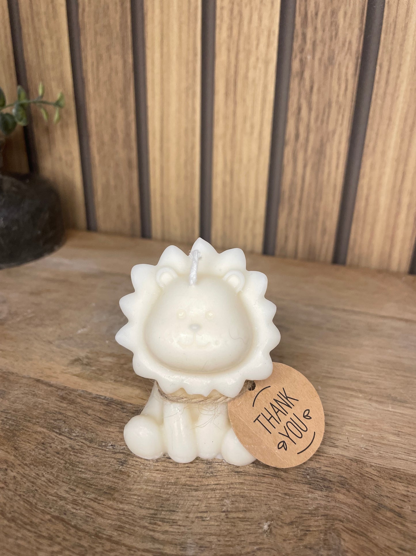 Bougie parfumée lion personnalisable pour cadeaux événements et cérémonies 