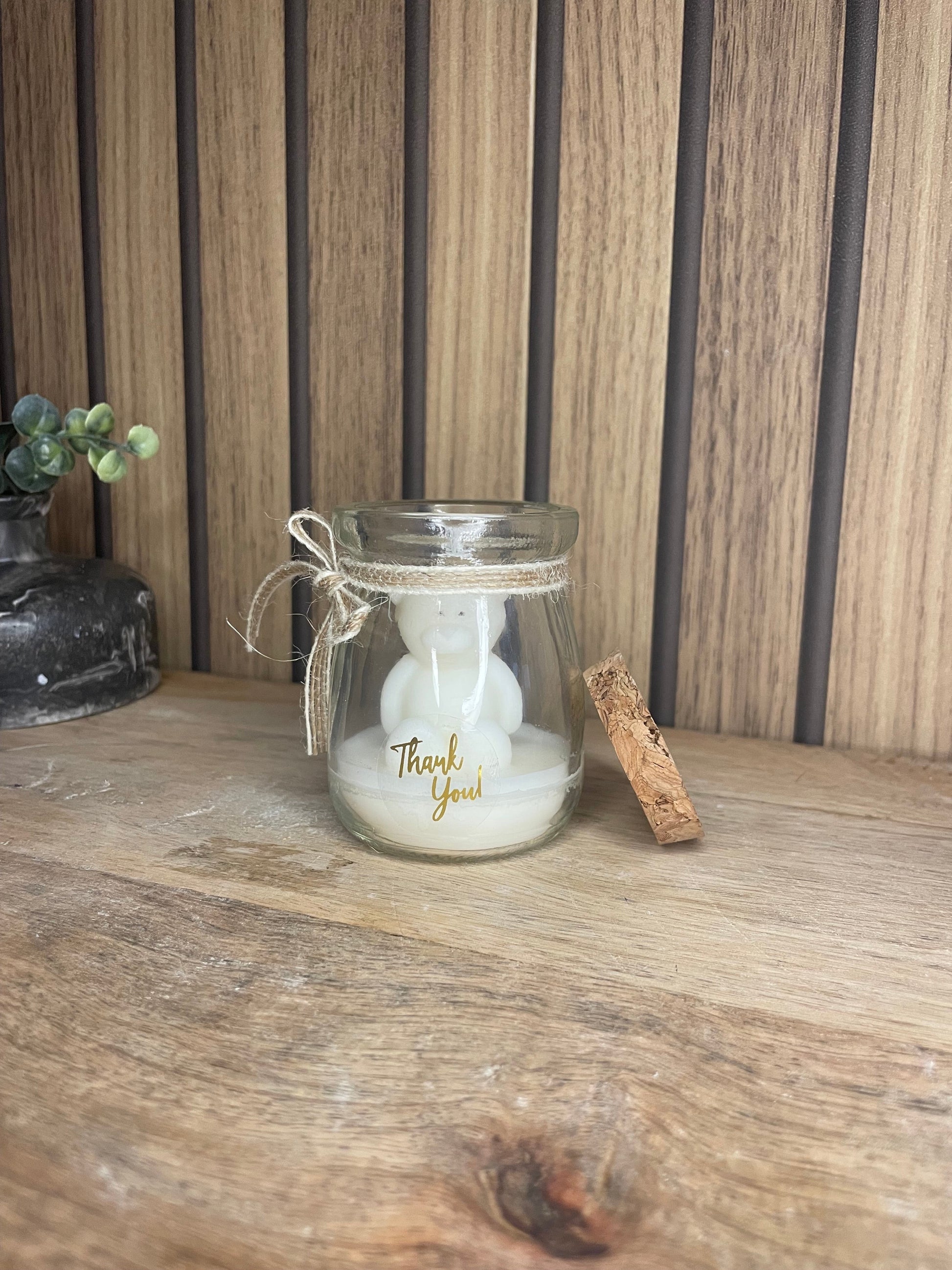 Décoration bougie parfumée ourson et noeud personnalisable. Cire végétal et fragrances de Grasse. Bougie artisanale. Cadeaux pour événements et cérémonies 