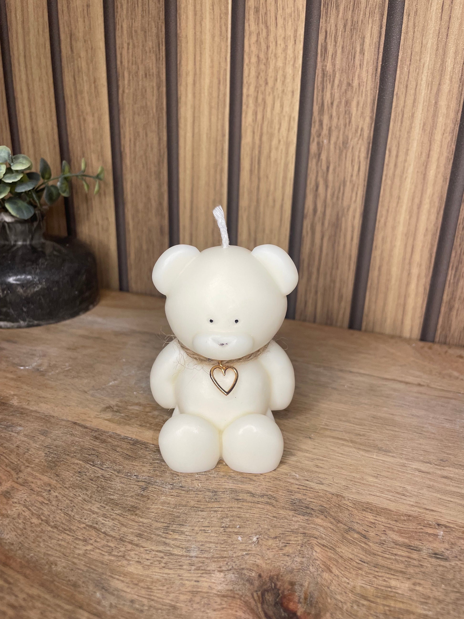 Décoration bougie parfumée nounours. Cire végétal et fragrances de Grasse. Bougie artisanale. Cadeaux pour événements et cérémonies 