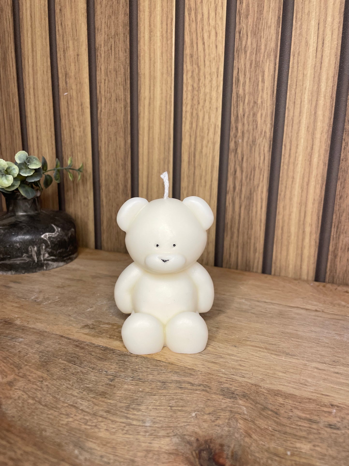 Décoration bougie parfumée nounours. Cire végétal et fragrances de Grasse. Bougie artisanale.