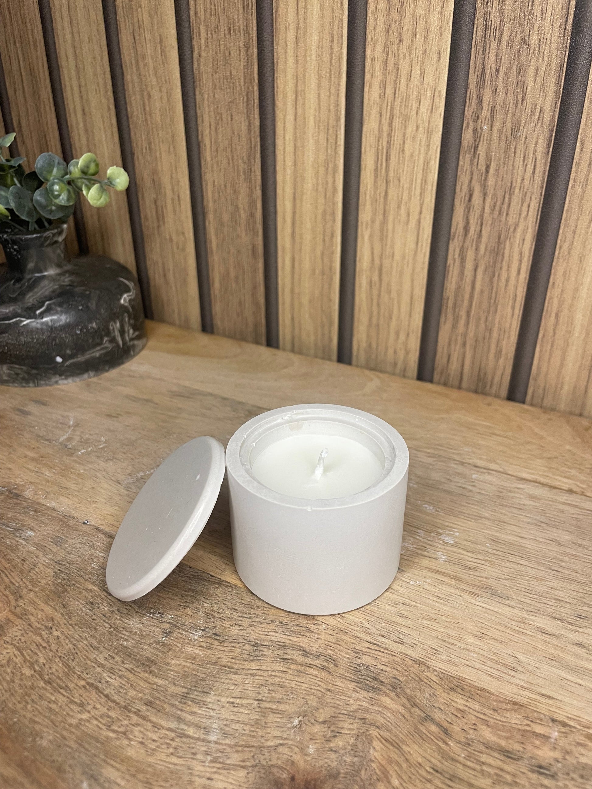 Décoration bougie parfumée et fleurs séchées personnalisable. Cire végétal et fragrances de Grasse. Bougie artisanale. Cadeaux pour événements et cérémonies 