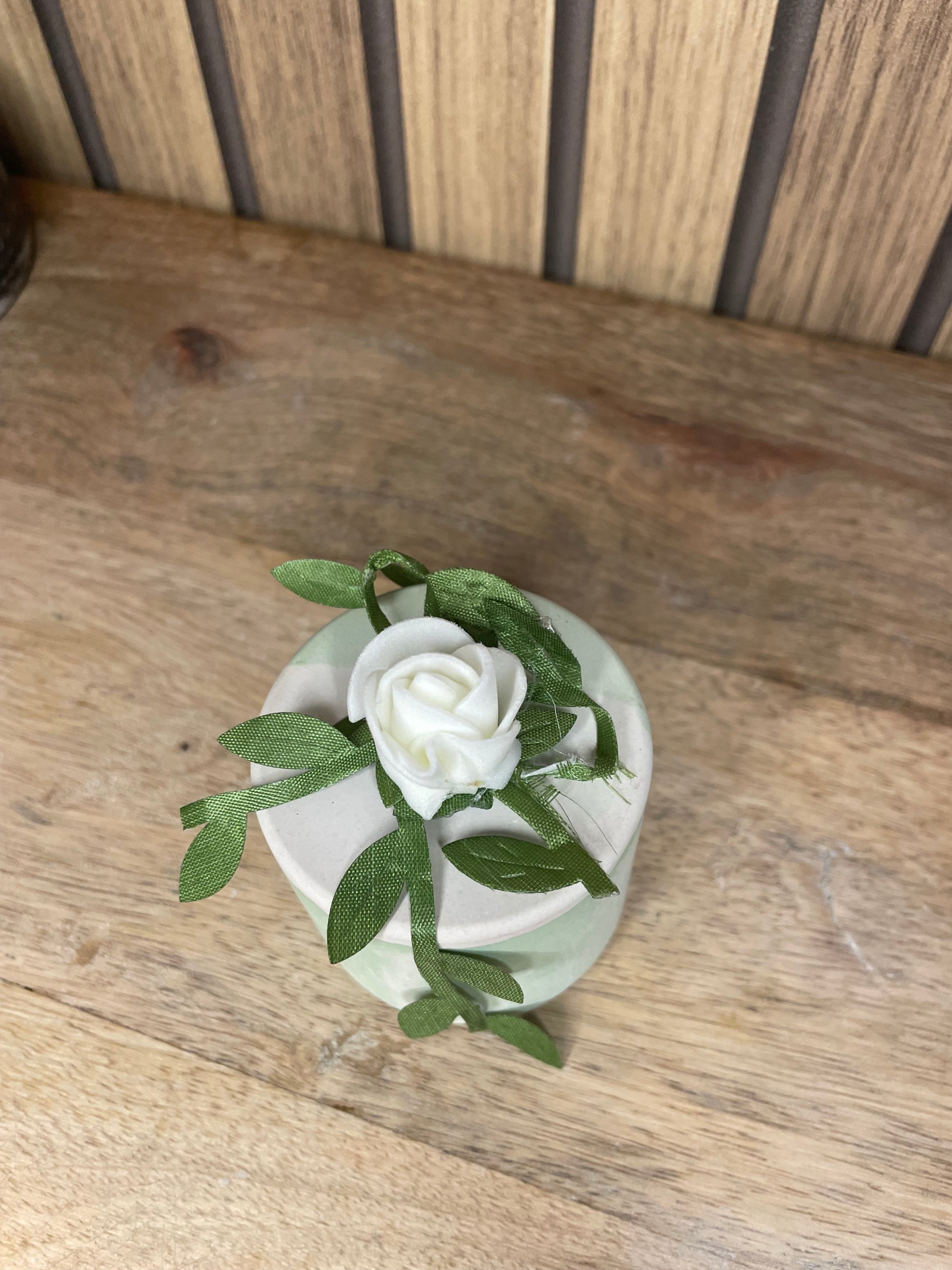 Décoration bougie parfumée et fleurs séchées personnalisable. Cire végétal et fragrances de Grasse. Bougie artisanale. Cadeaux pour événements et cérémonies 