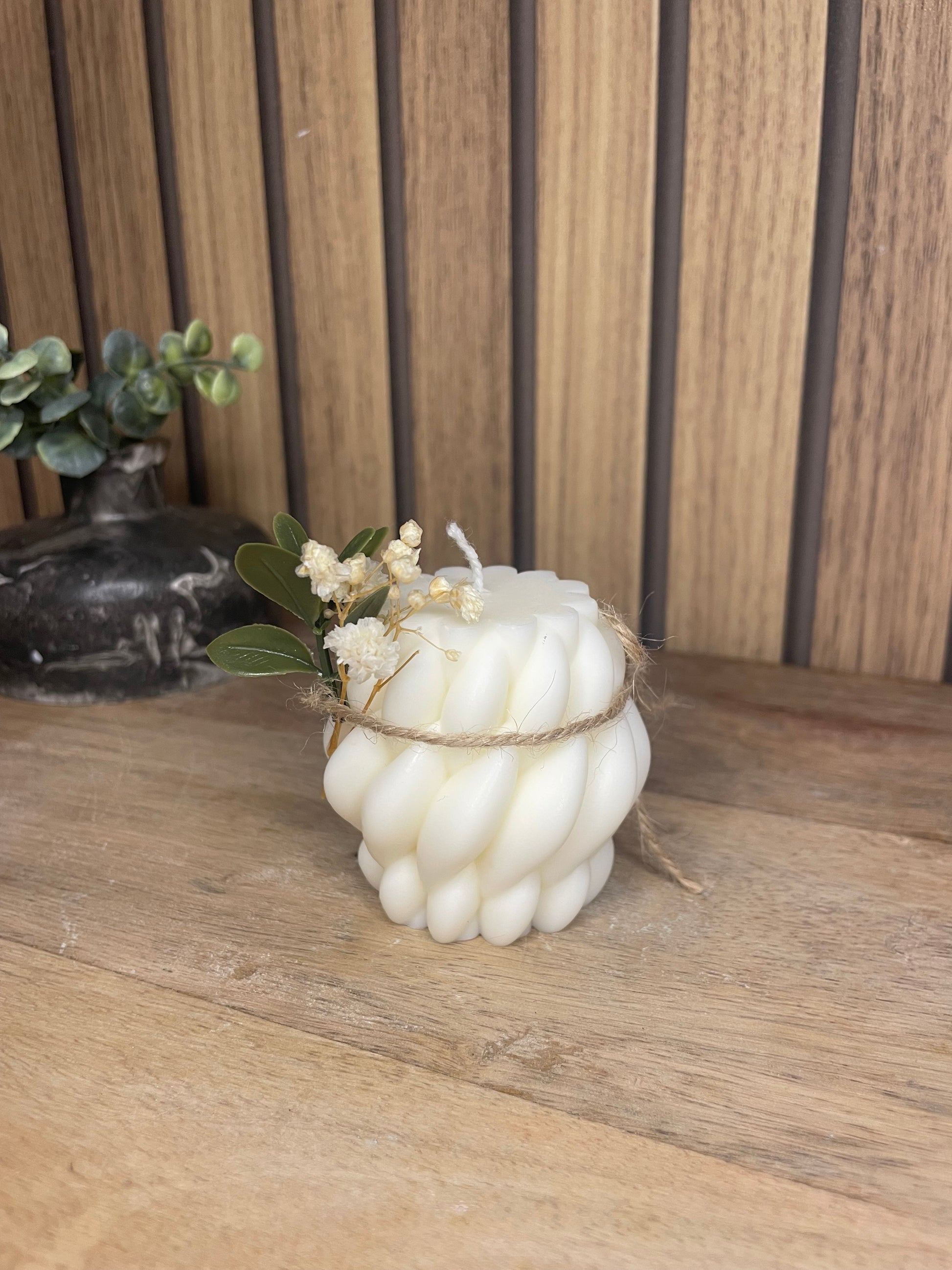 Décoration bougie parfumée et fleurs séchées personnalisable. Cire végétal et fragrances de Grasse. Bougie artisanale. Cadeaux pour événements et cérémonies 