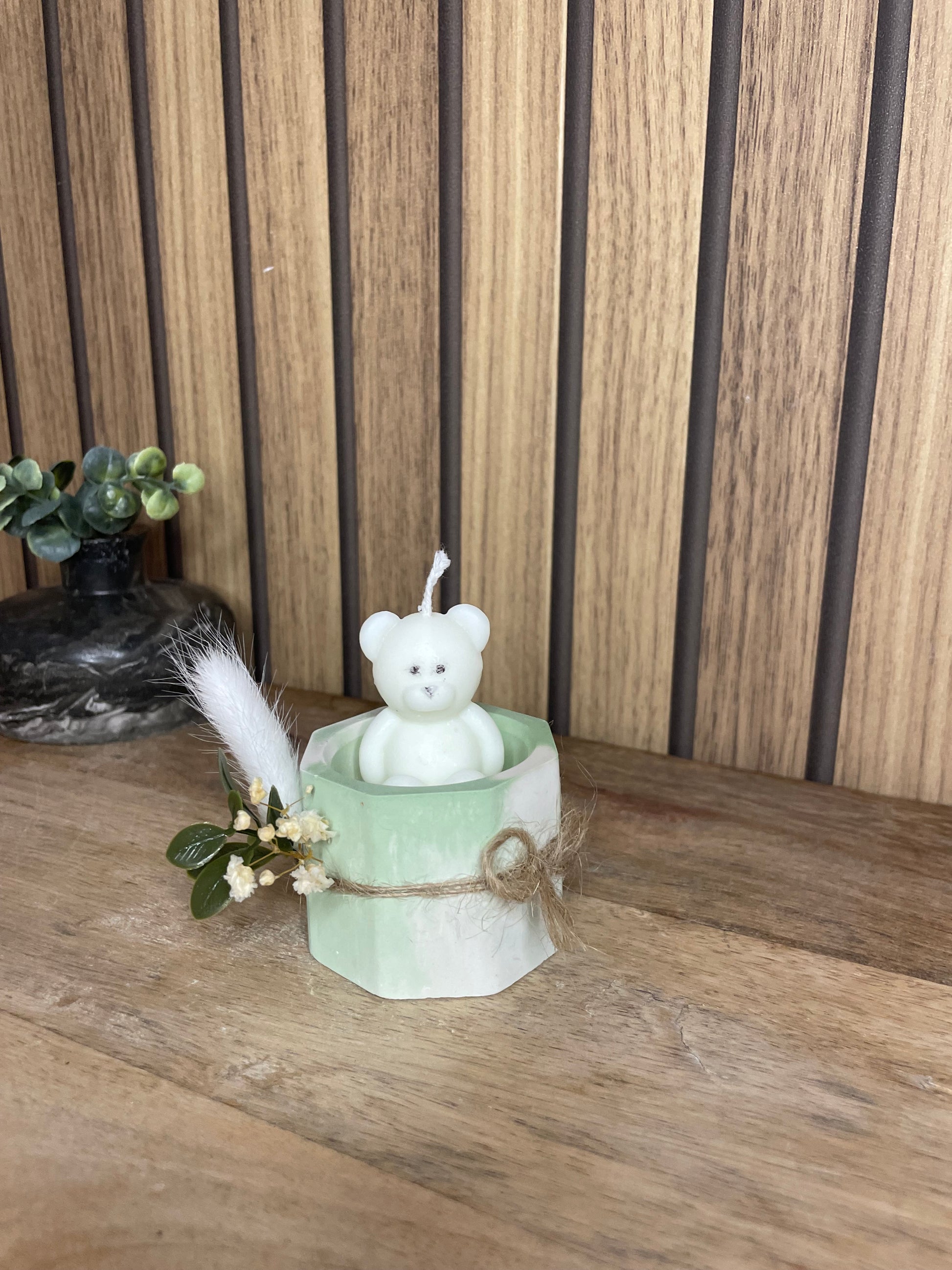 Décoration bougie parfumée nounours et fleurs séchées personnalisable pour cadeaux événements et cérémonies 