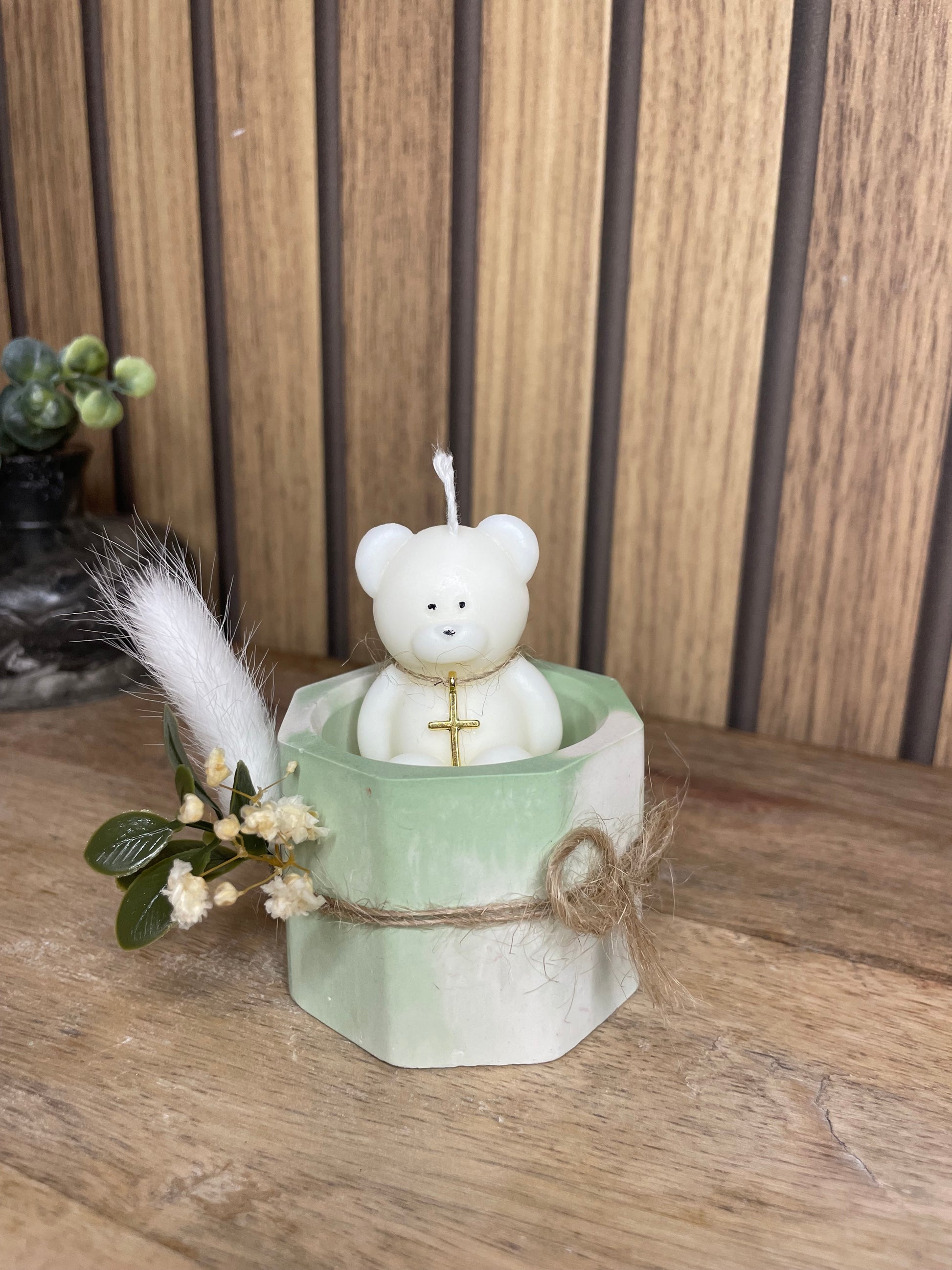 Décoration bougie parfumée nounours et fleurs séchées personnalisable pour cadeaux événements et cérémonies 