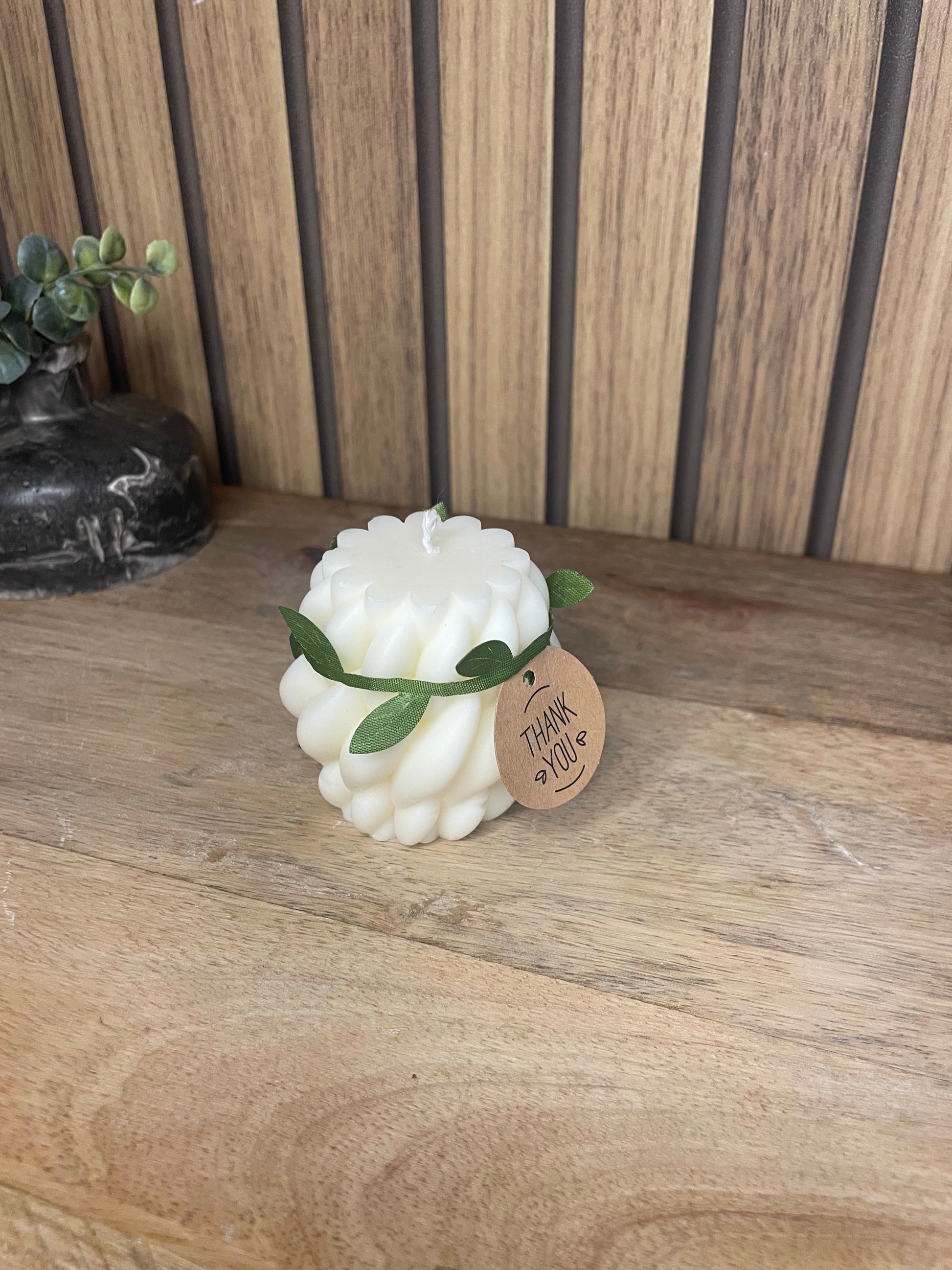 Décoration bougie parfumée et fleurs séchées personnalisable. Cire végétal et fragrances de Grasse. Bougie artisanale. Cadeaux pour événements et cérémonies 