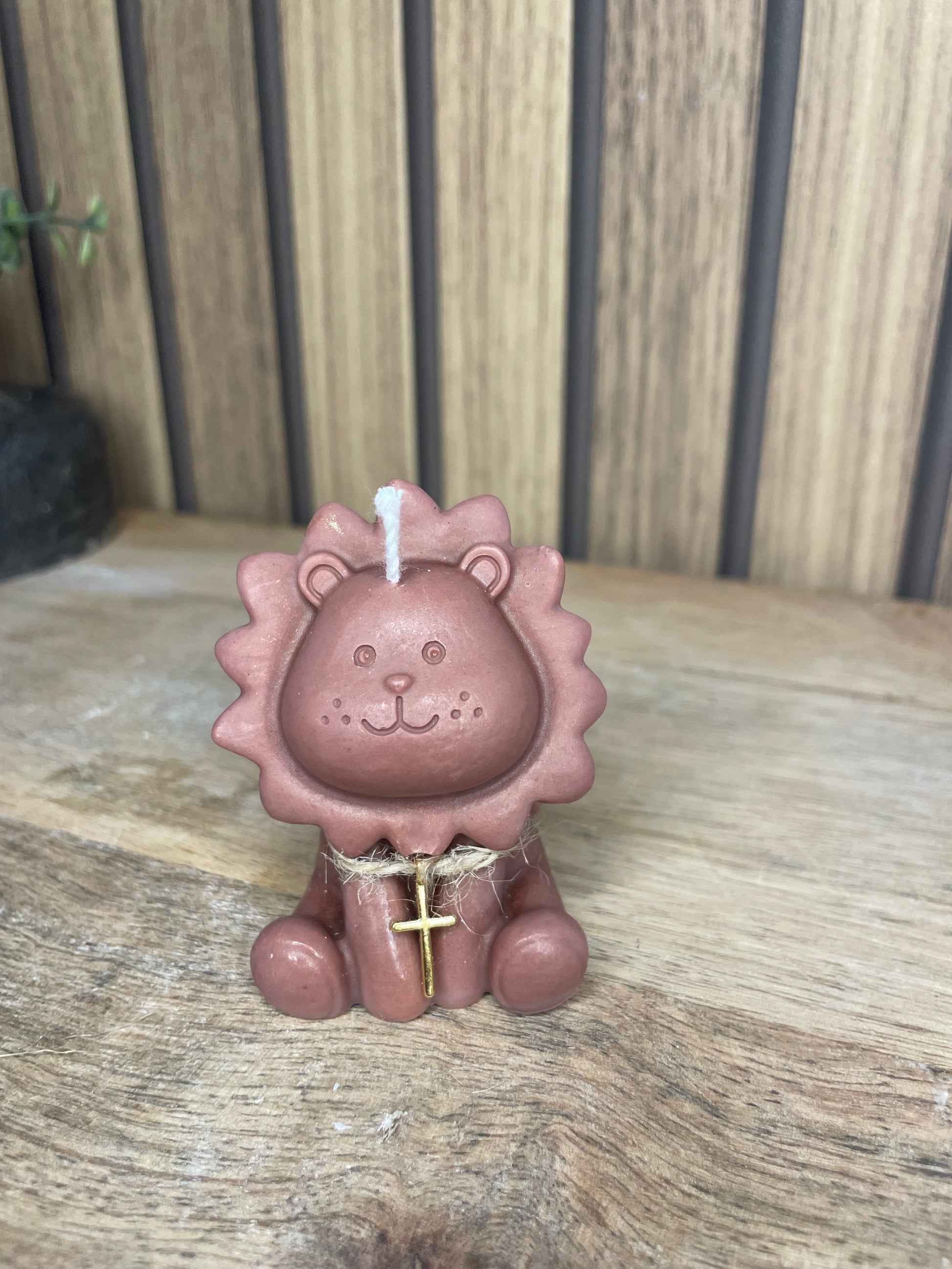 Bougie parfumée lion personnalisable pour cadeaux événements et cérémonies 