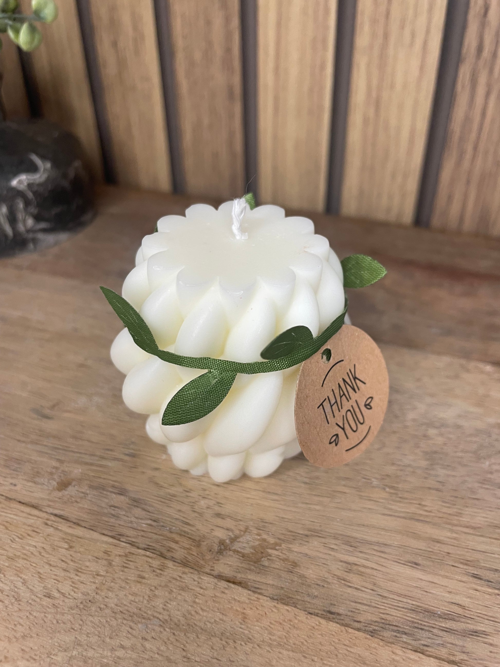 Décoration bougie parfumée et fleurs séchées personnalisable. Cire végétal et fragrances de Grasse. Bougie artisanale. Cadeaux pour événements et cérémonies 