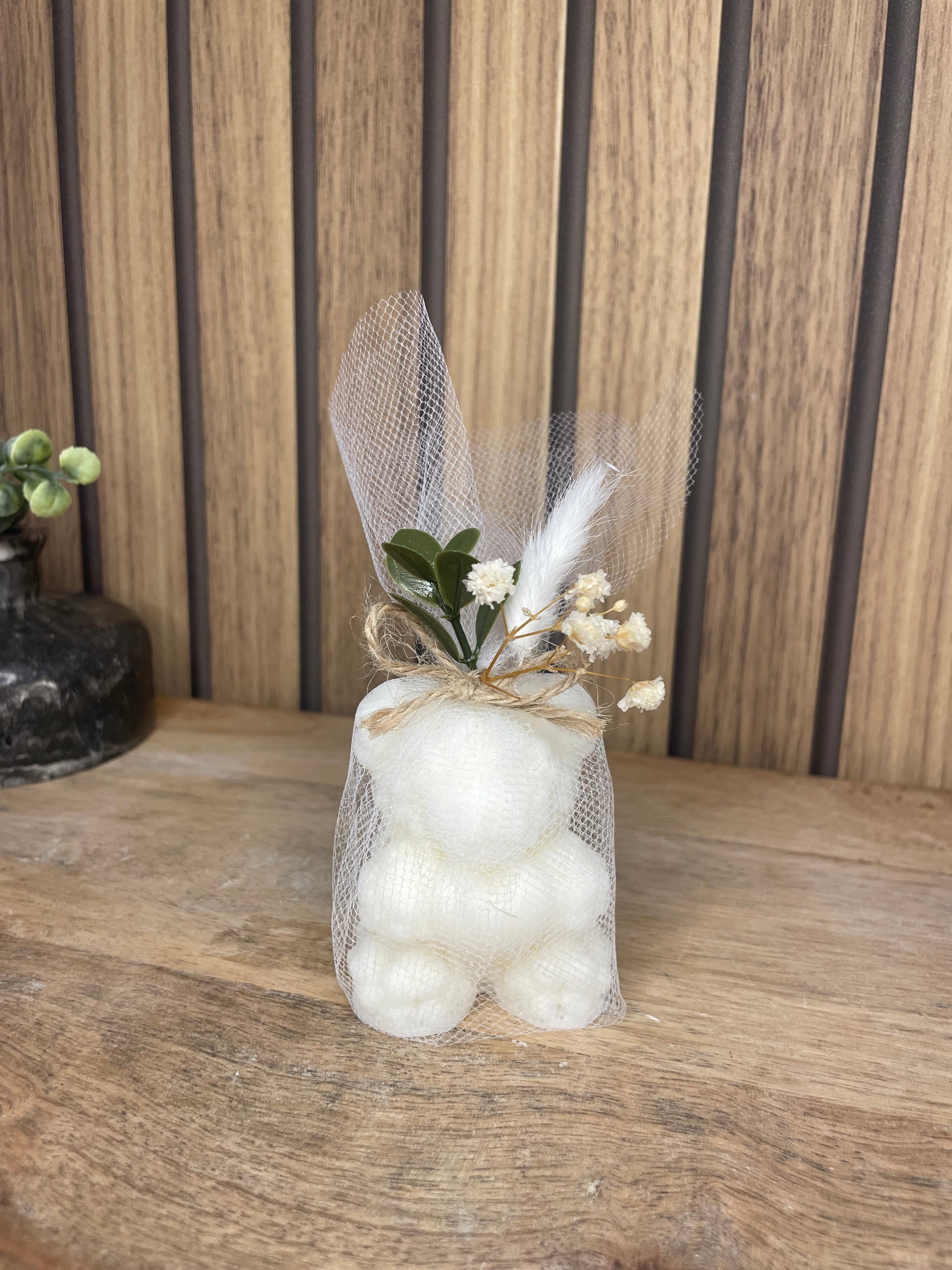 Décoration bougie parfumée ourson et fleurs séchées personnalisable. Cire végétal et fragrances de Grasse. Bougie artisanale. Cadeaux pour événements et cérémonies 