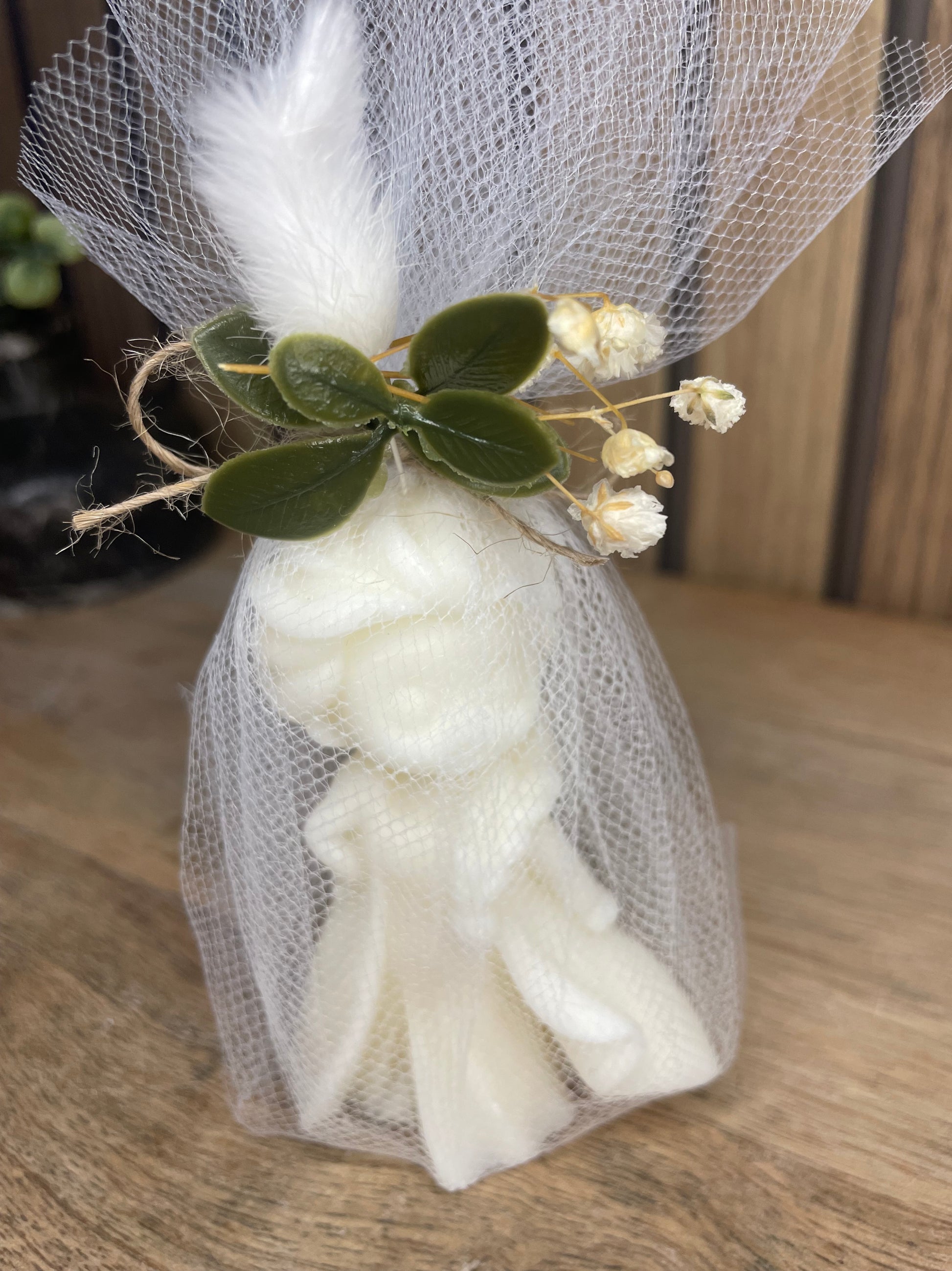 Décoration bougie parfumée la reine des neiges et fleurs séchées personnalisable. Cire végétal et fragrances de Grasse. Bougie artisanale. Cadeaux pour événements et cérémonies 