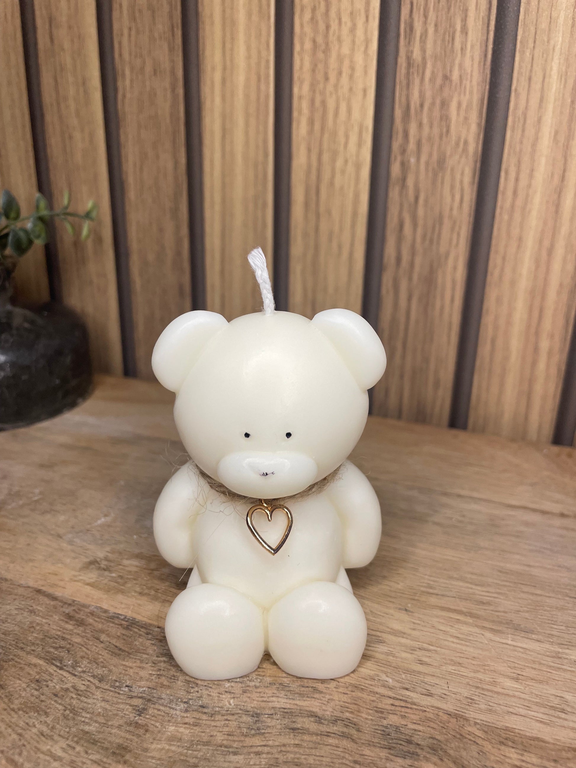 Décoration bougie parfumée nounours. Cire végétal et fragrances de Grasse. Bougie artisanale. Cadeaux pour événements et cérémonies 