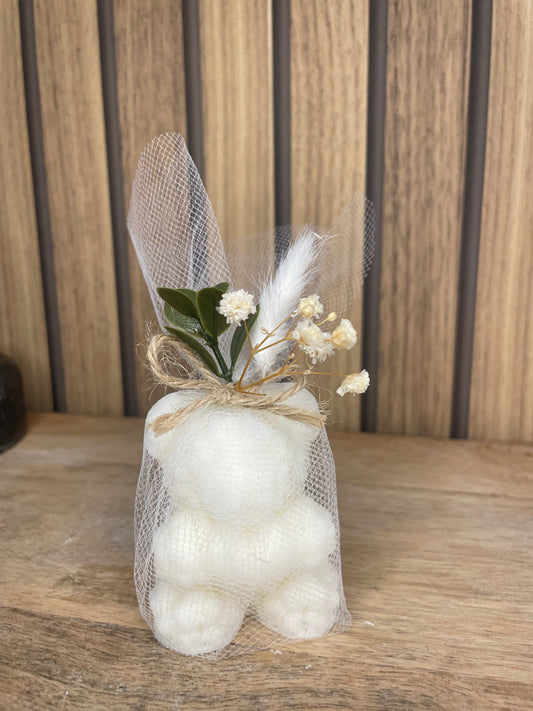 Décoration bougie parfumée ourson et fleurs séchées personnalisable. Cire végétal et fragrances de Grasse. Bougie artisanale. Cadeaux pour événements et cérémonies 